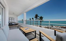 Luna Beach